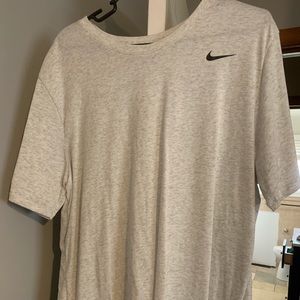 Men’s Nike dri fit T-shirt